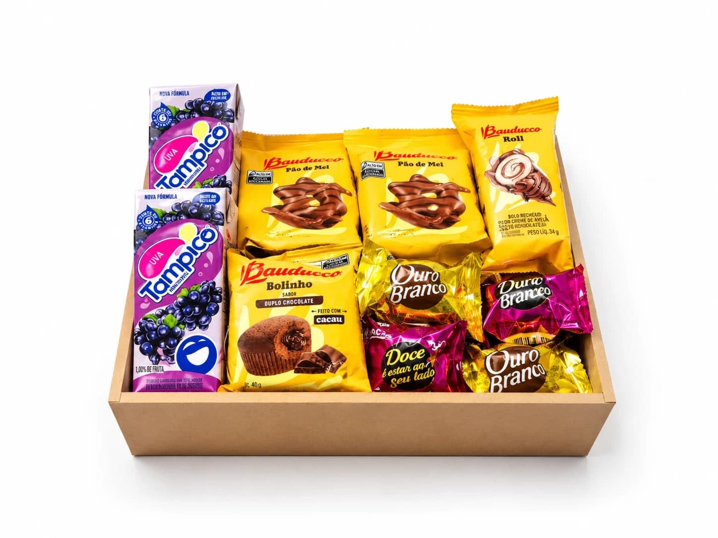 Bandeja de Snacks Bauducco e Suco